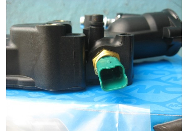 Корпус термостата Peugeot , Citroen 1.1, 1.4 8V, 1.4 16V, 1.6, 1.6 VTS, 1336P9, 1336Y8, 9654775080